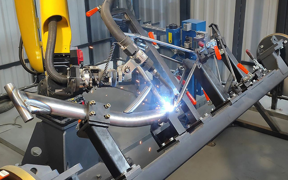 Dviračių rėmų suvirinimo robotas